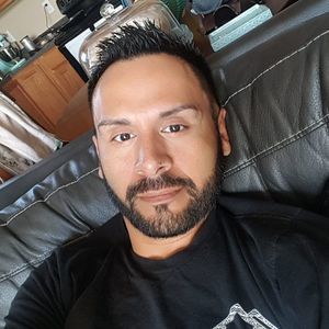 Meet your Posher, Manuel